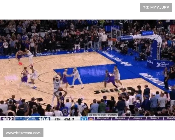 雷迪克肯纳德融入体系 多重战术发挥联盟三分王价值